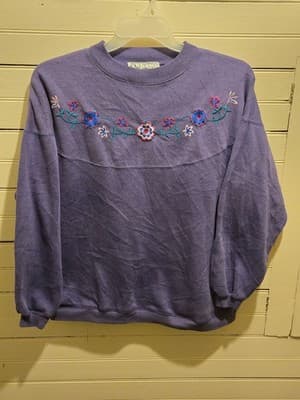 Gina Peters Sweatshirt Womens M Purple Embroidered Floral Crewneck Pullover - Image 1