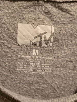 MTV Sweatshirt Unisex M Gray Leopard Logo Crewneck Pullover Music TV Graphic - Thumbnail 3