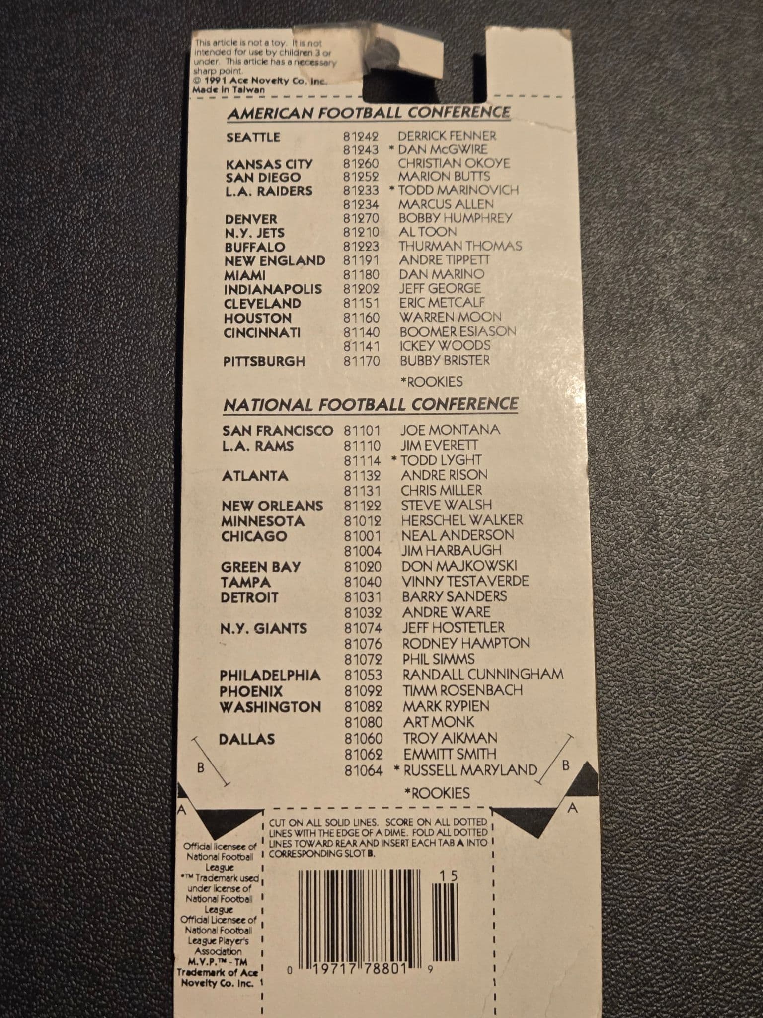 Ace NFL Collector Pin Barry Sanders Detroit Lions Carded Pacific Trading Card - Thumbnail 2