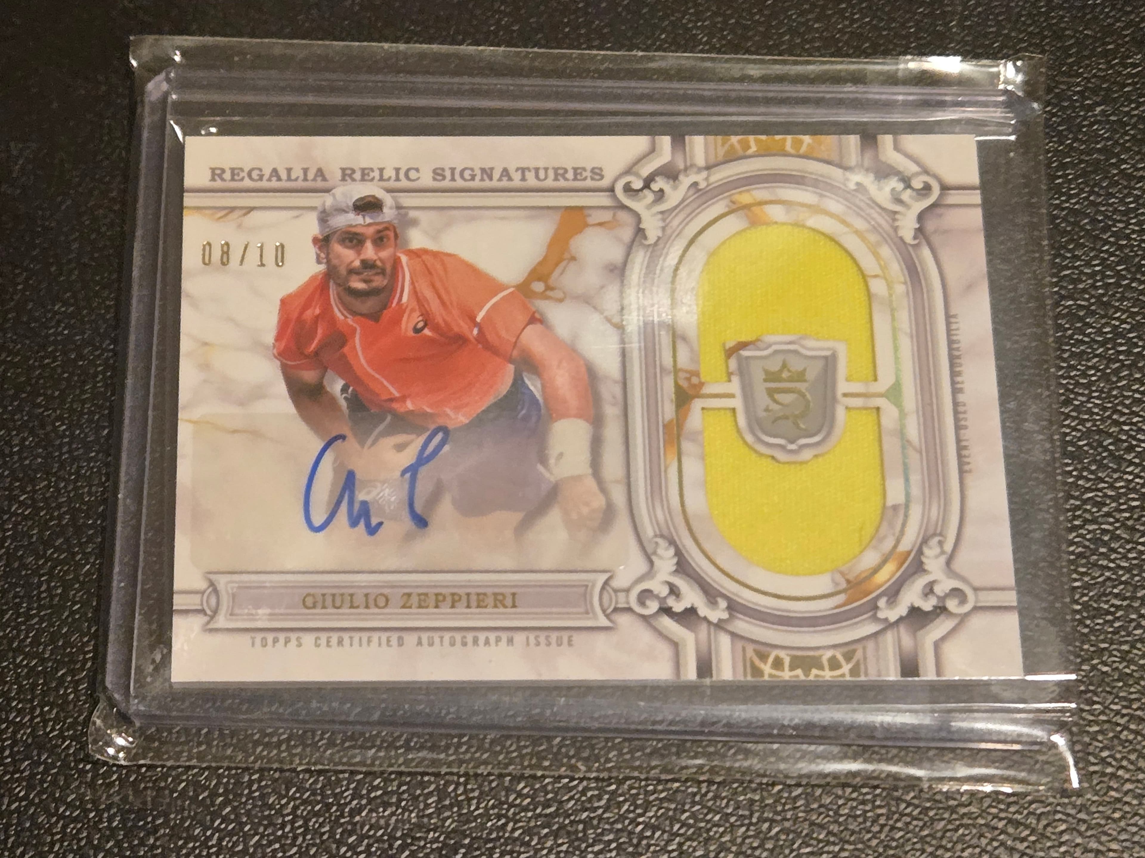 2024 Topps Royalty Collection Giulio Zeppieri Regalia Relic Signatures Gold #/10 - Image 1