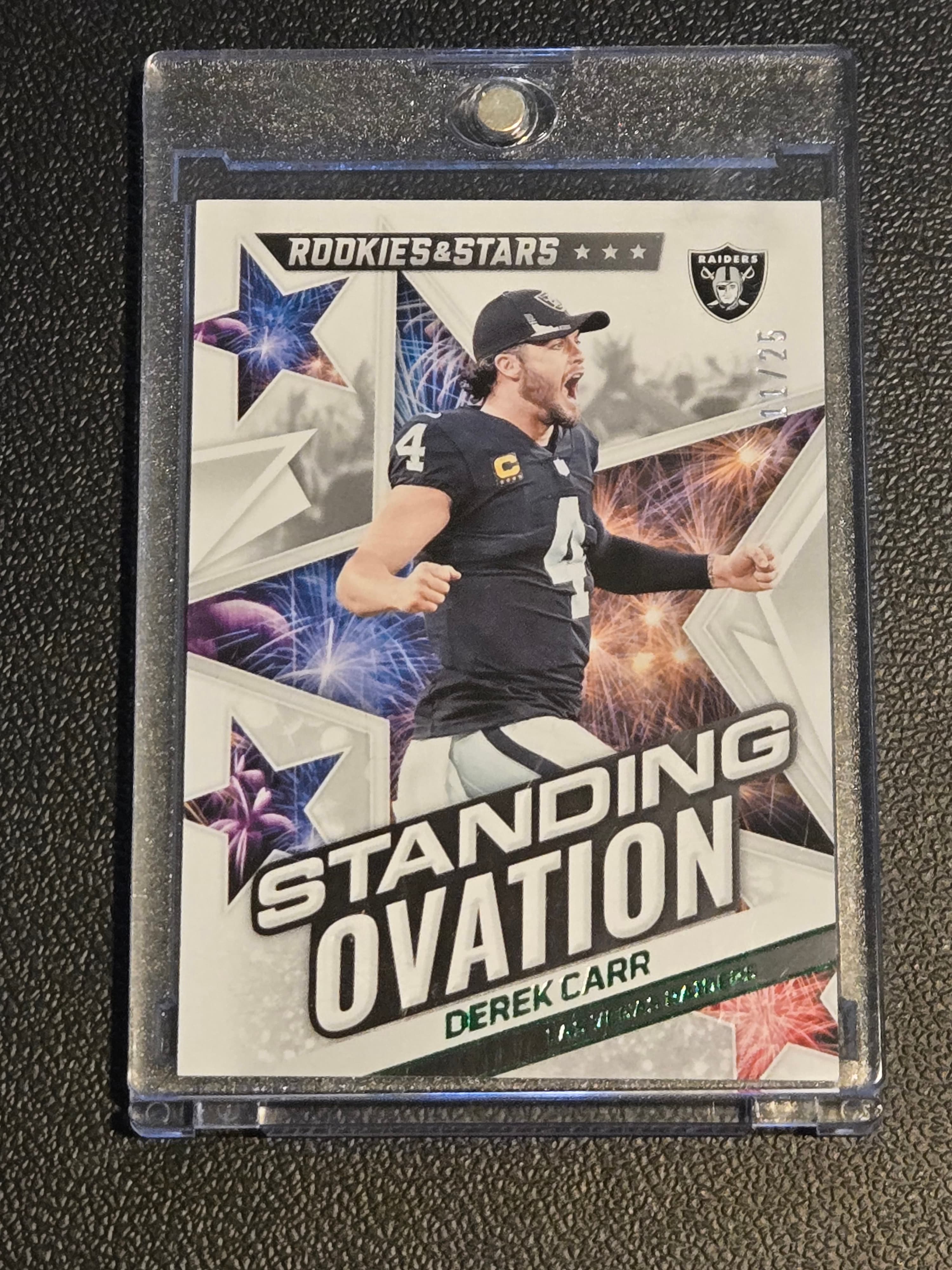 2022 Panini Rookies & Stars #SO-13 Derek Carr Standing Ovation Green 11/25 - Image 1