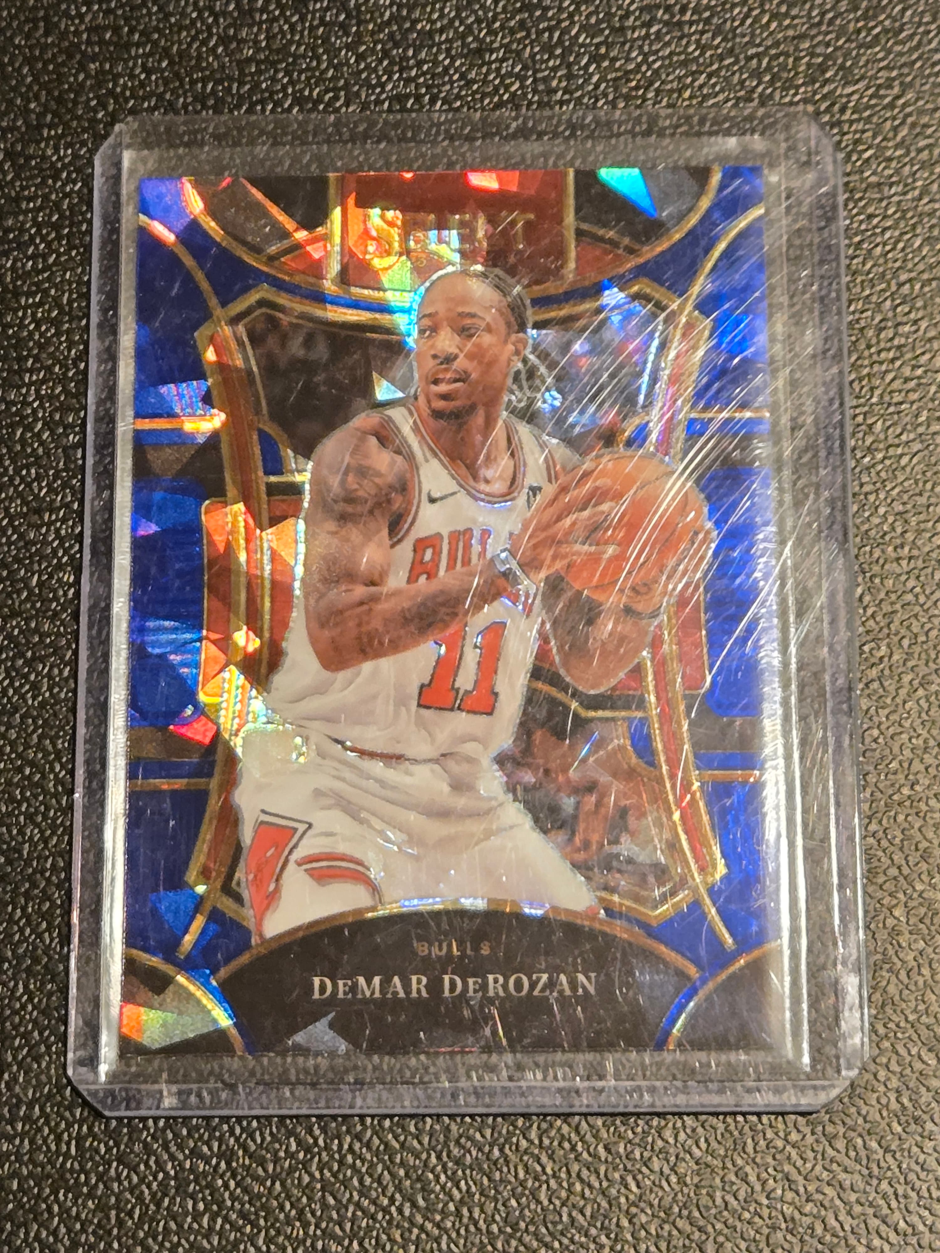 2023-24 Panini Select #391 DeMar DeRozan Blue Cracked Ice Prizms - Image 1
