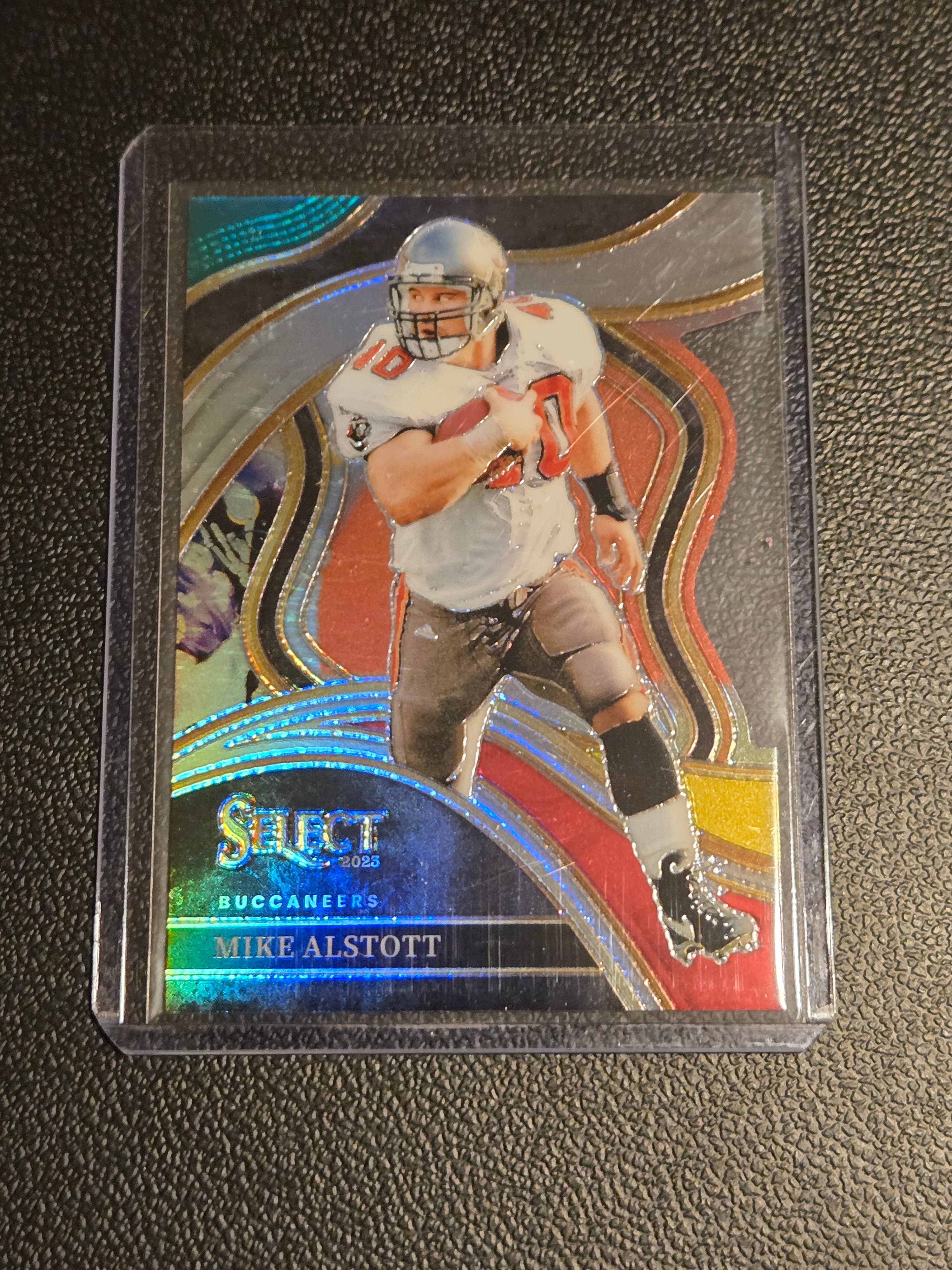 2023 Panini Select #233 Mike Alstott Green and Yellow Prizms Die Cuts - Image 1