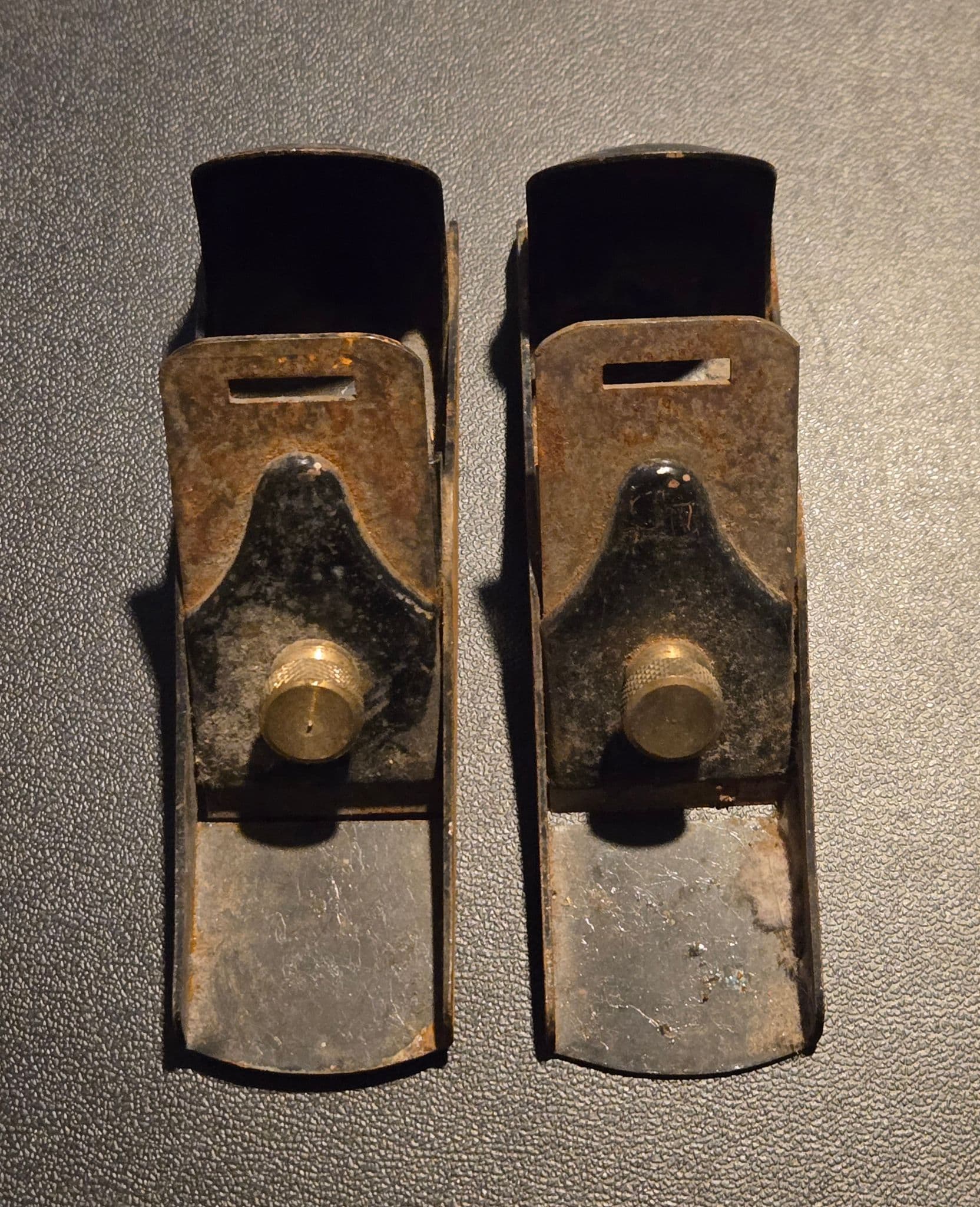 Pair Vintage Small Metal Block Planes Hand Woodworking Mini Plane Brass Knob - Image 1