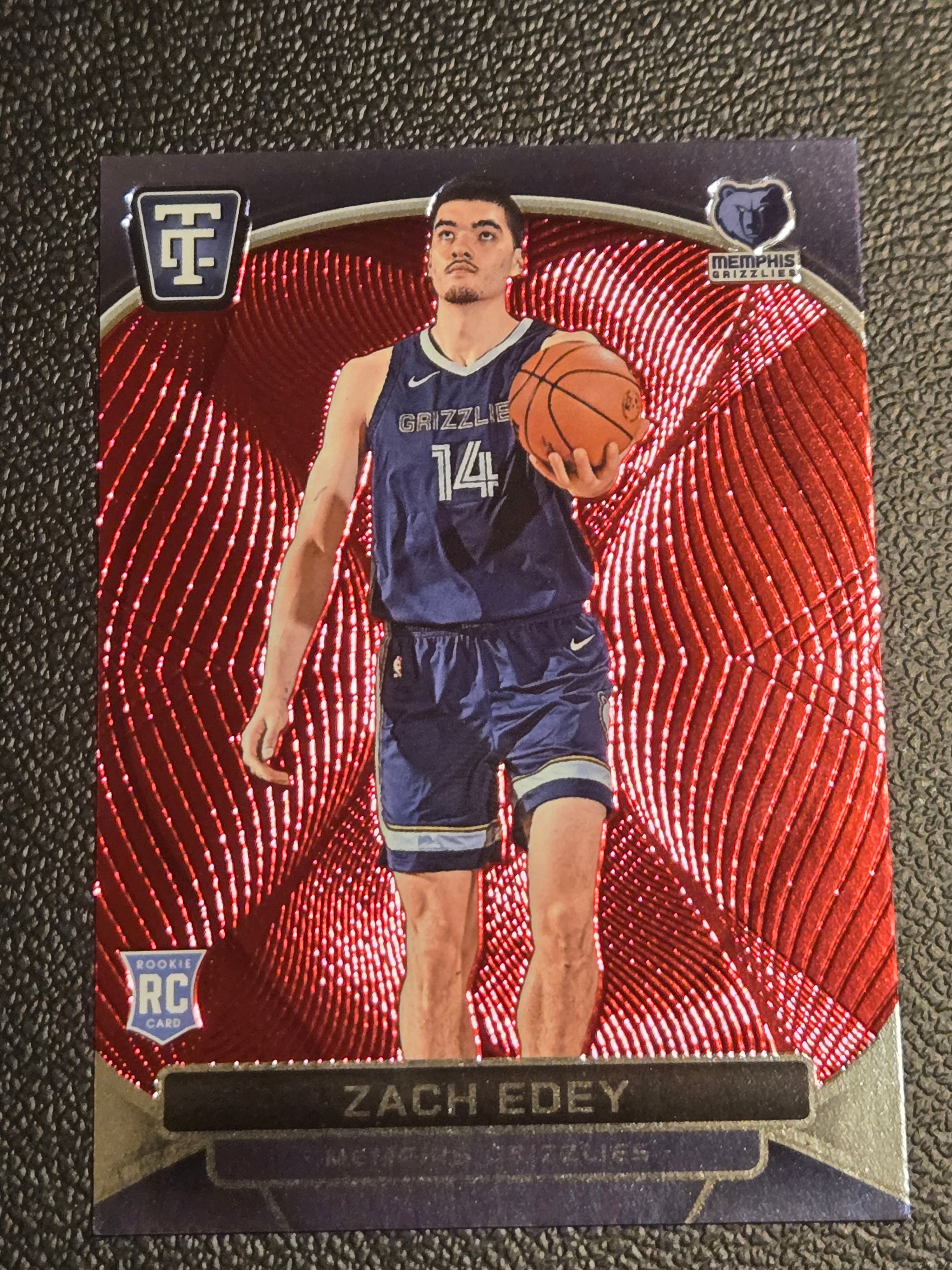 2024-25 Panini Totally Certified #164 Zach Edey Mirror Maroon - Image 1