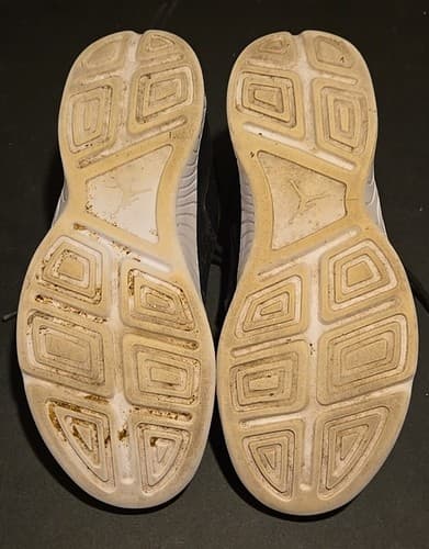 Size 10 - Jordan J23 Black And Gold - 854557-004 - Thumbnail 5