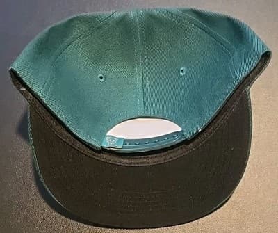 Milwaukee Bucks Hat And SGC Graded Giannis Antetokunmpo Card With 8.5 Lot - Thumbnail 3