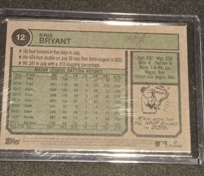 2023 Topps Heritage #12 Kris Bryant Chrome Purple Refractor - Thumbnail 2