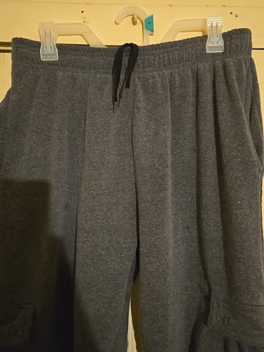 Cougar Sport Mens Size XL Sweatpants With Draw String & Pockets Color: Dark Grey - Thumbnail 3