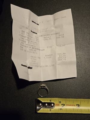 Stunning 10K White Gold Diamond Ring - Thumbnail 2