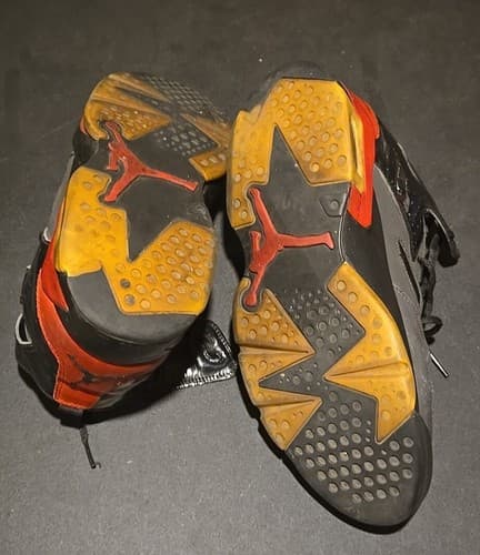 Size 10 - Air Jordan Flight Club 91 Black Red - Thumbnail 4