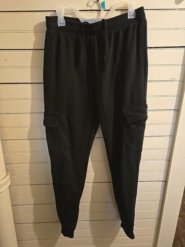 Mens Black Cougar Sport Sweatpants Size XL With 4 Pockets - Image 1
