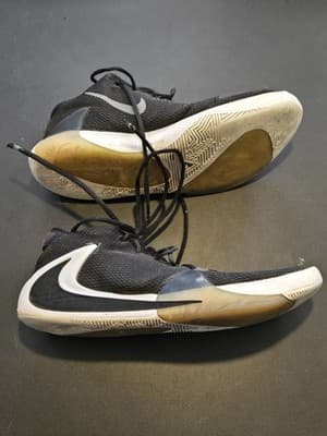 Nike Zoom Freak 1 Giannis Antetokounmpo BQ5422-001 Black White Size 11 Basketbal - Thumbnail 3