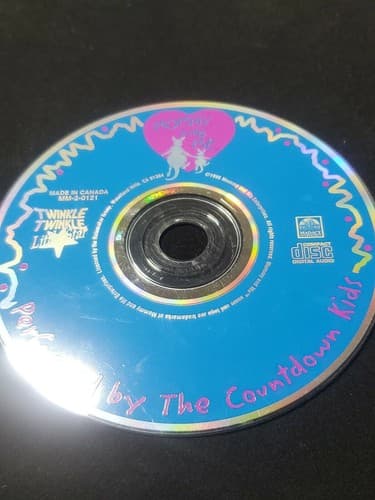 Mommy and me Twinkle Twinkle Little Star Performed By The Countdown Kids CD Disc - Image 1