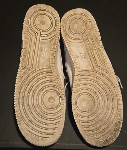 Size 11 - Nike Air Force 1 White - Thumbnail 3