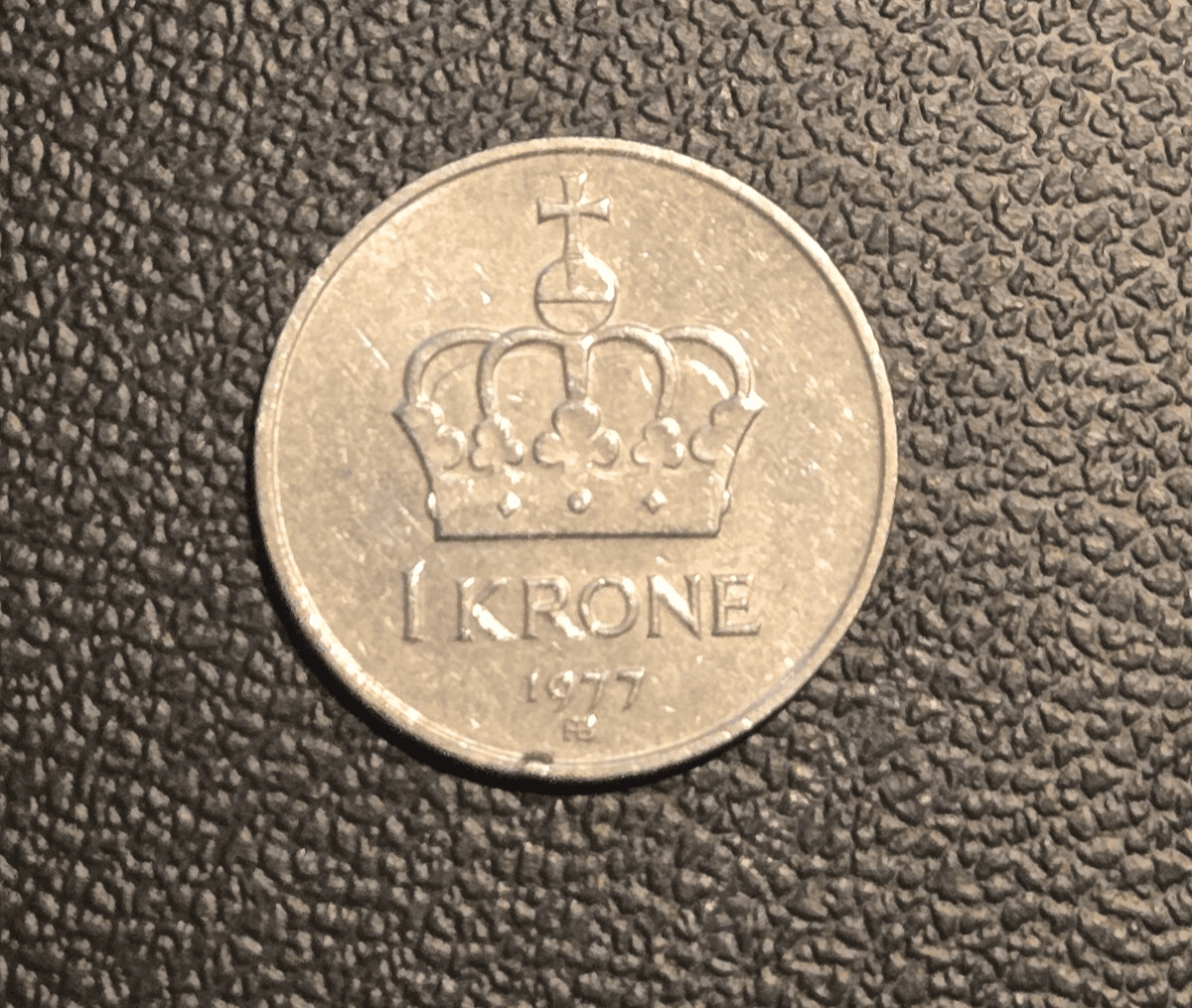 1977 Norway 1 krone KM# 419 - Thumbnail 2