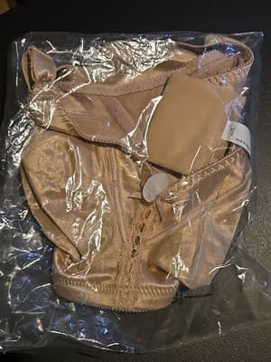 womens bra 40d New Sealed Still In Bag - Thumbnail 3