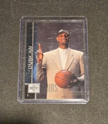 1997-98 Upper Deck #114 Tim Duncan - Image 1
