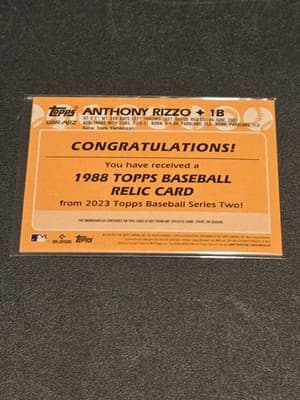 2023 Topps #88R-ARZ Anthony Rizzo 1988 Topps Baseball 35th Anniversary Relics - Thumbnail 2