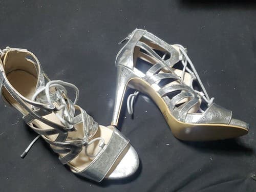 eva mendes new york and company High Heels silver size 9M - Thumbnail 3