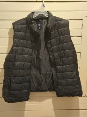 Gap Vest Mens XXL Black Quilted Puffer Lightweight Zippered Sleeveless Outerwear - Image 1