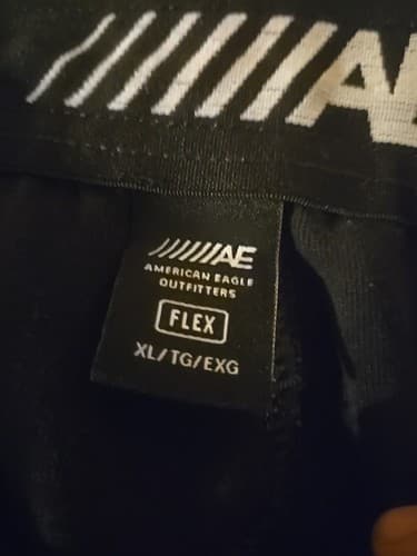 American Eagle Black Sweatpants Stretch Size XL Used With Small Stain - Thumbnail 3