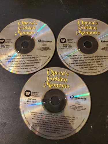 Operas Golden Moments 3-disc Set - Image 1
