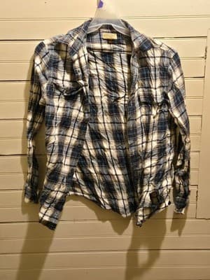 Sonoma Flannel Shirt Womens M Blue White Plaid Button Front Distressed Hole - Image 1