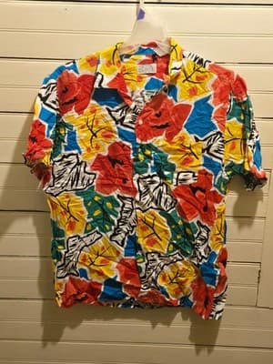 South Channel Shirt Mens S-M Tropical Floral Rayon Short Sleeve Button Front - Image 1