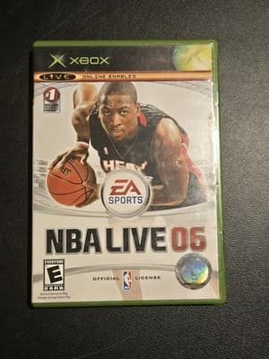 Lot of 4 Xbox Sports Games EA Sports Good Condition NFL Madden,NBA,NHL,MLB MVP - Thumbnail 2