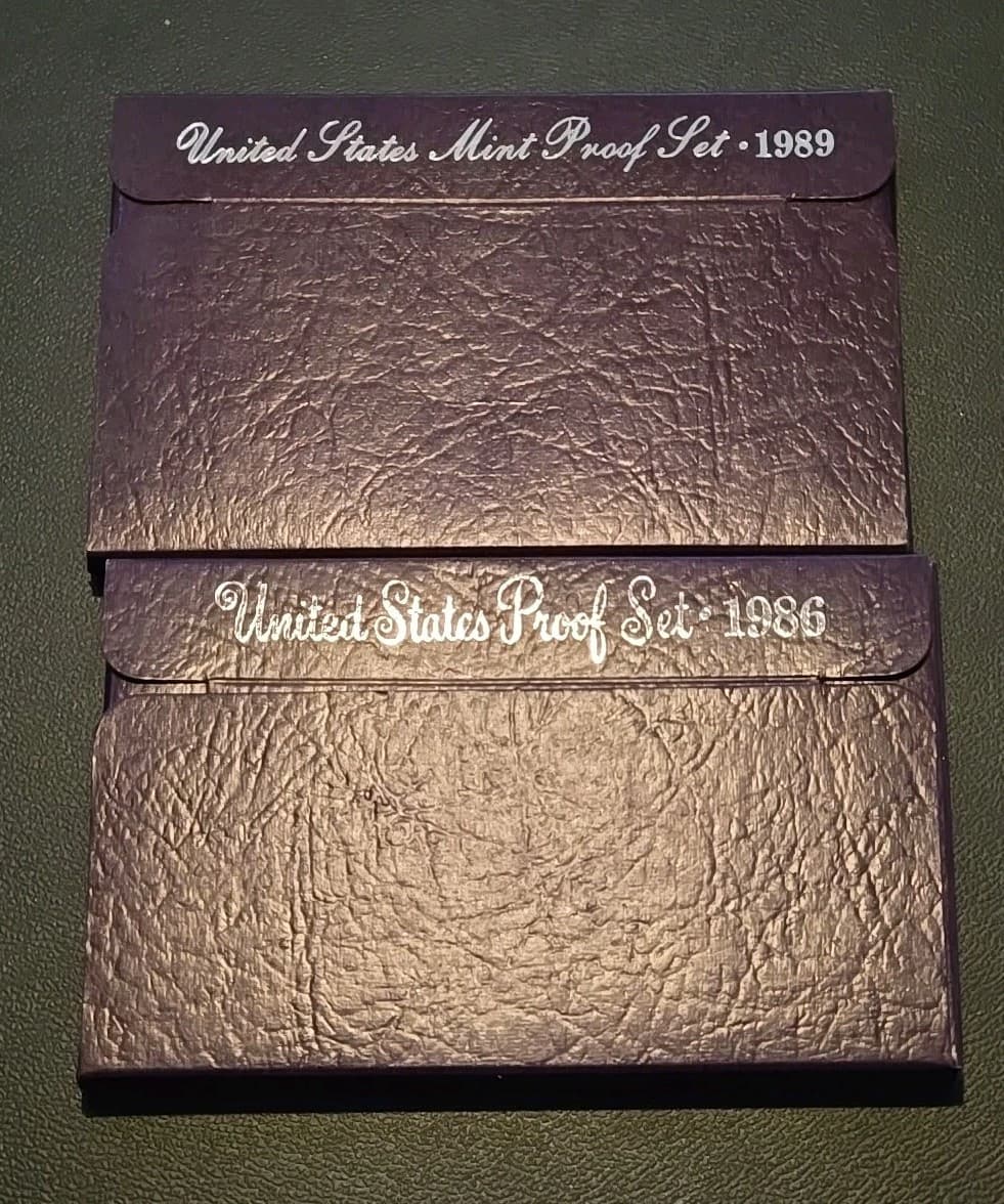USA Mint Proof Set Lot Of 2 1989 and 1986 - Image 1