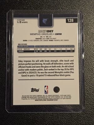 2025-26 Topps Chrome #128 Zach Edey Yellow RayWave Refractor #/275 - Thumbnail 2