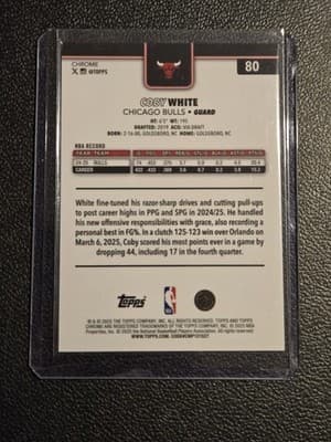 2025-26 Topps Chrome #80 Coby White Gold RayWave Refractor #/50 - Thumbnail 2