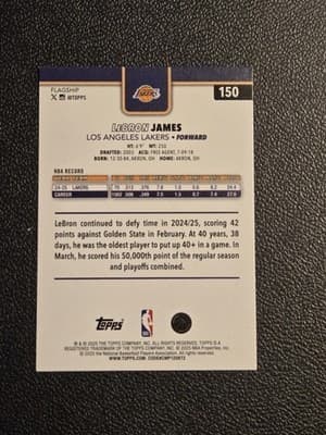 2025-26 Topps #150 LeBron James - Thumbnail 2