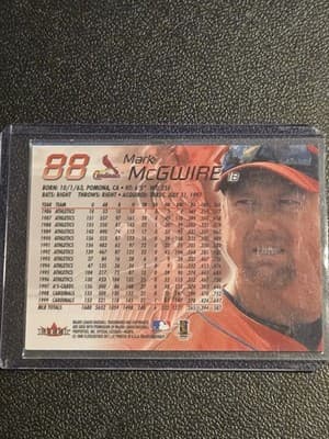 2000 Fleer Showcase #88 Mark McGwire - Thumbnail 2