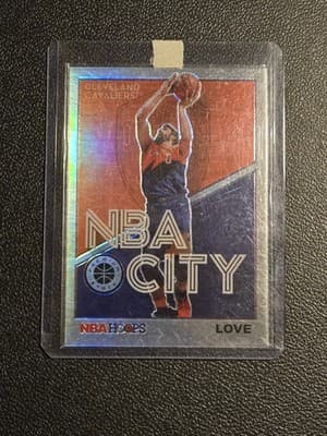 2019-20 Hoops Premium Stock #13 Kevin Love NBA City Holo - Image 1
