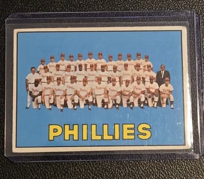 1967 Topps #102 Philadelphia Phillies - Image 1
