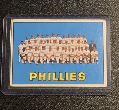 1967 Topps #102 Philadelphia Phillies - Image 1