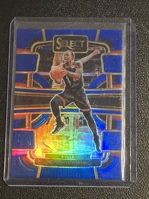 2023-24 Panini Select #10 DeMar DeRozan Blue (Retail Base) - Image 1