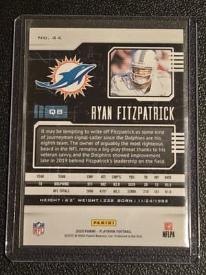 2020 Panini Playbook #44 Ryan Fitzpatrick Green #/10 - Thumbnail 2