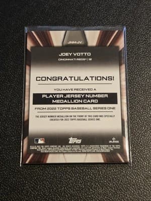2022 Topps Joey Votto Player Jersey Number Medallion Commemorative Relics - Thumbnail 2