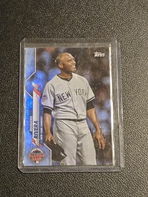2020 Topps Update #U-154 Mariano Rivera Rainbow Foil - Image 1
