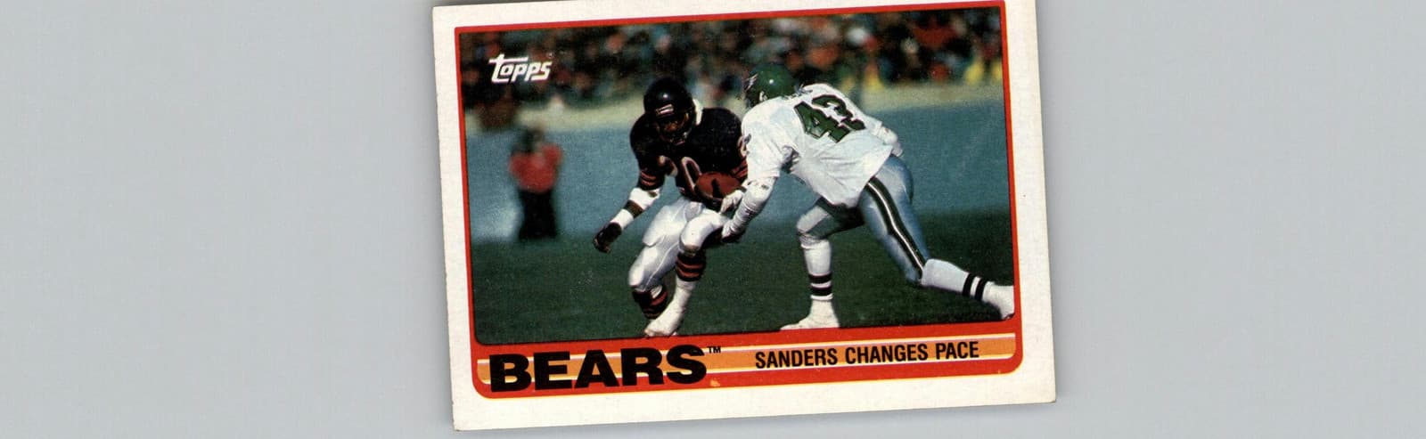 1989 Topps #57 Bears Team Leaders (Sanders Changes Pace) Chicago Bears - Image 1