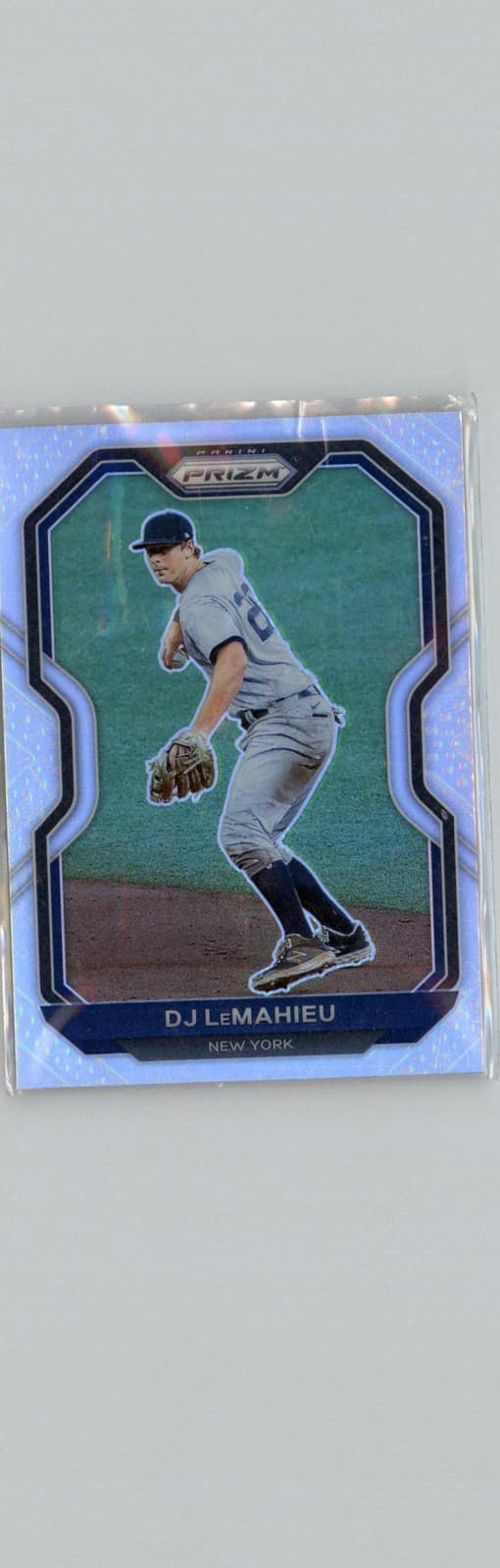 2021 Panini Prizm #22 DJ LeMahieu New York Yankees - Image 1