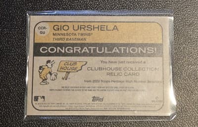 2022 Topps Heritage #CCR-GU Gio Urshela Clubhouse Collection Relics High Number - Thumbnail 2