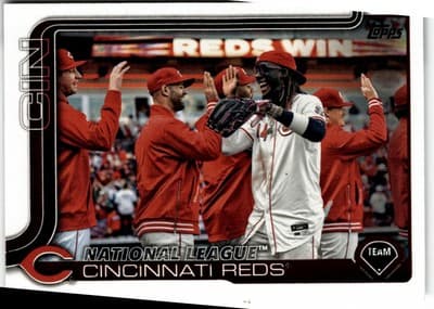 2025 Topps #99 Cincinnati Reds - Image 1