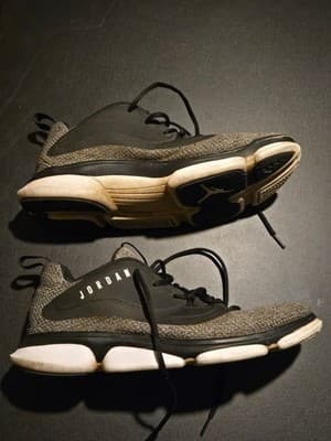 Jordan Shoes Mens 11.5 Gray Black Athletic Sneakers 854289-002 Low Top Casual - Thumbnail 3