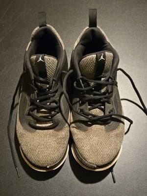 Jordan Shoes Mens 11.5 Gray Black Athletic Sneakers 854289-002 Low Top Casual