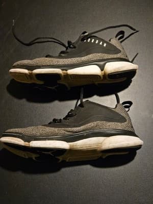 Jordan Shoes Mens 11.5 Gray Black Athletic Sneakers 854289-002 Low Top Casual - Thumbnail 4