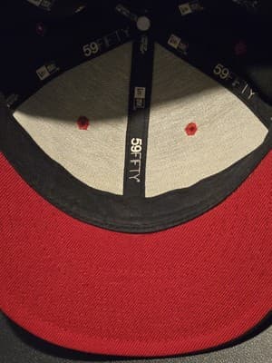 New Era 59FIFTY Utah Jazz NBA Fitted Hat 7 1/8 Black/Red – VG Condition - Thumbnail 3